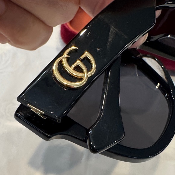 Authentic Gucci Black Sunglasses with Gold GG Logo main image 9